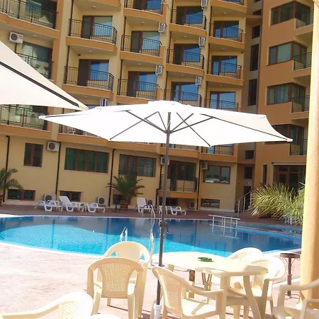 28 Sunny Beach