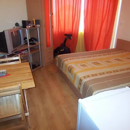 28 Sunny Beach